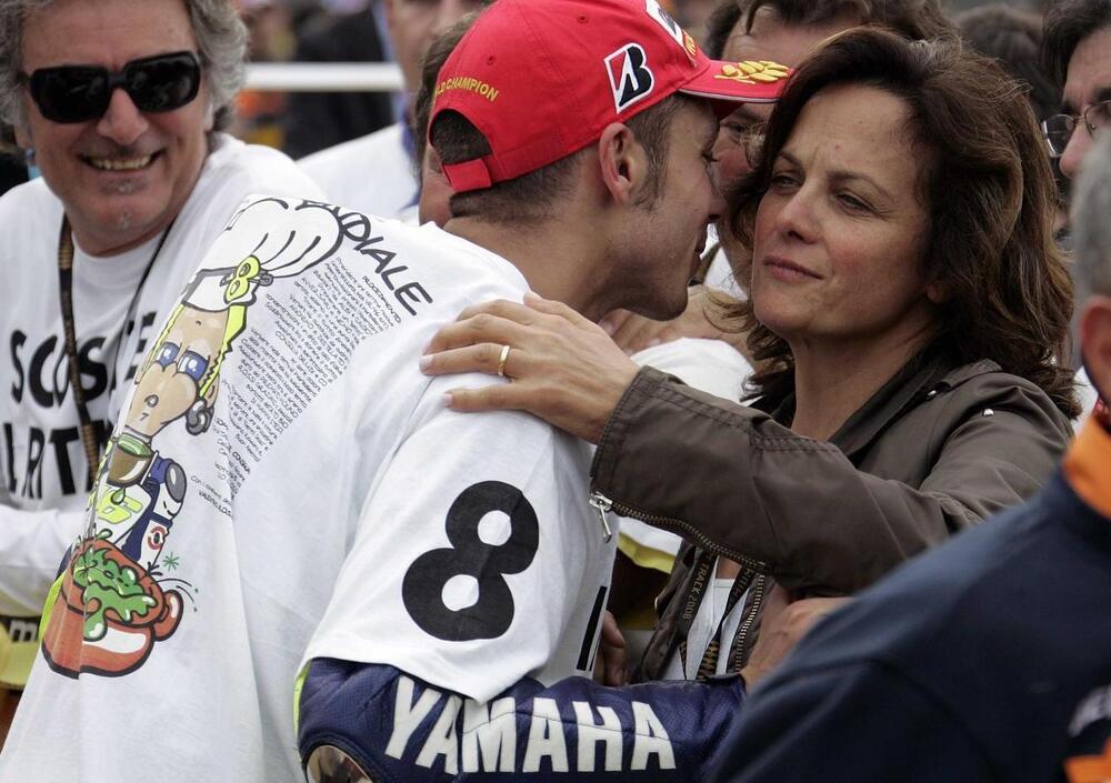 Il primo sorpasso tra fratelli vissuto da Mamma Stefania: &ldquo;Mi piacerebbe vederli in altre posizioni. Ma la cosa che mi ha fatto male &egrave; un&rsquo;altra&rdquo;