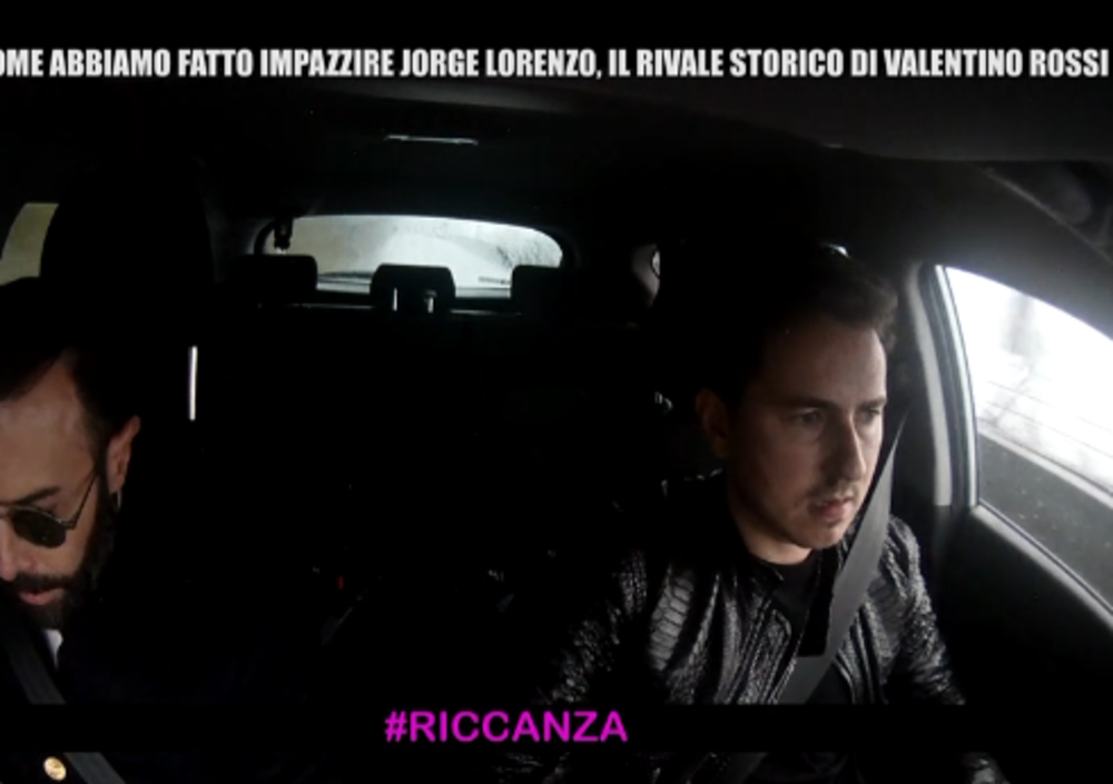 Lo scherzo de Le Iene a Jorge Lorenzo (video!). Scompare la sua Lamborghini Aventador SVJ 63 e lui impazzisce