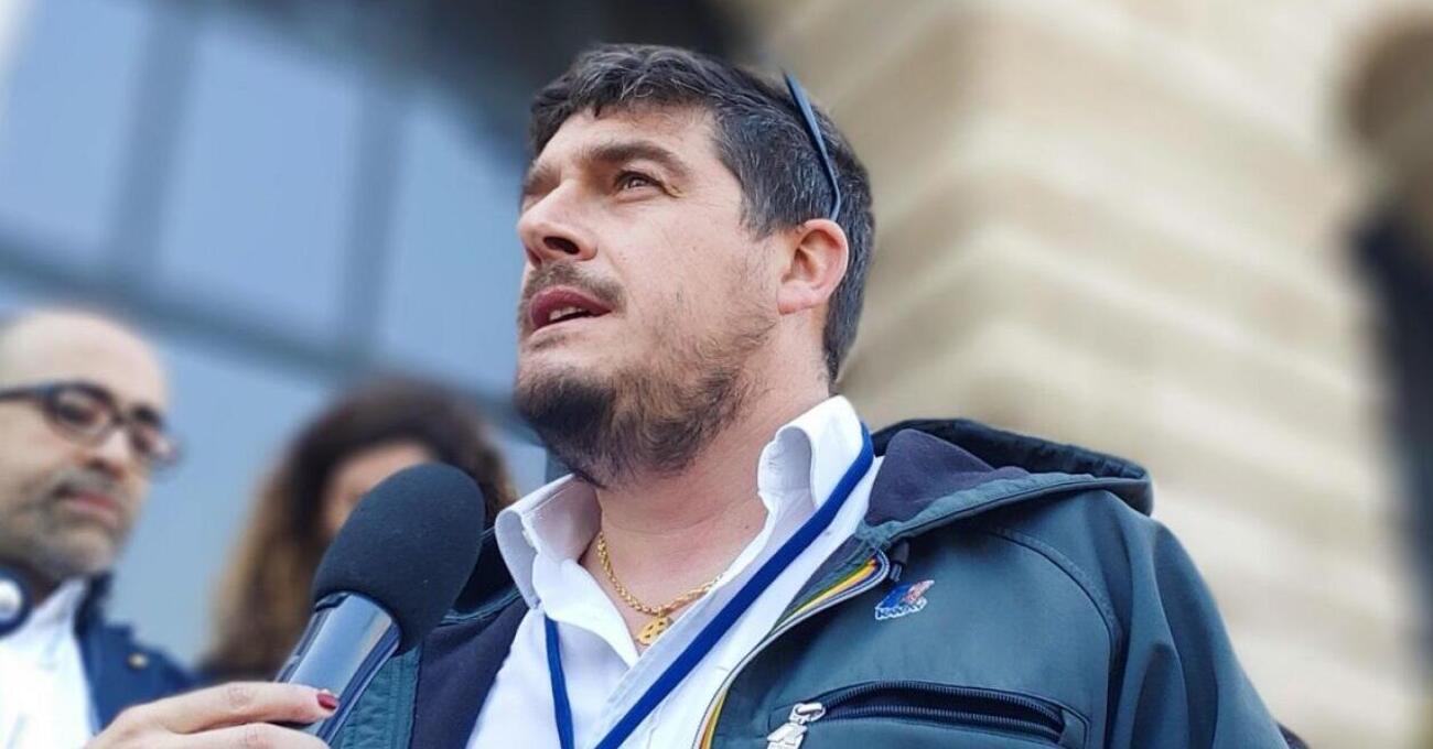 Rider accoltellato a Verona, Castellini (Forza Nuova) non si smentisce: &quot;Problema baby gang &egrave; fallimento della societ&agrave; multietnica&quot;