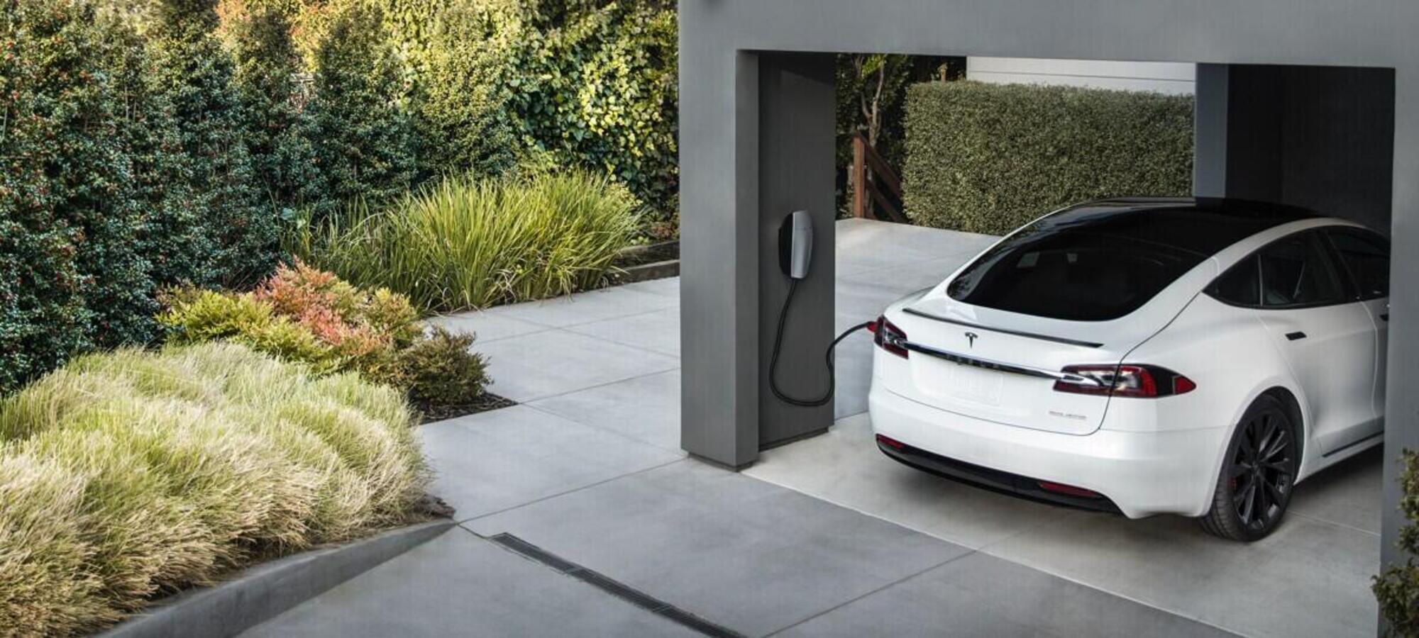 Il Wall Connector di Tesla