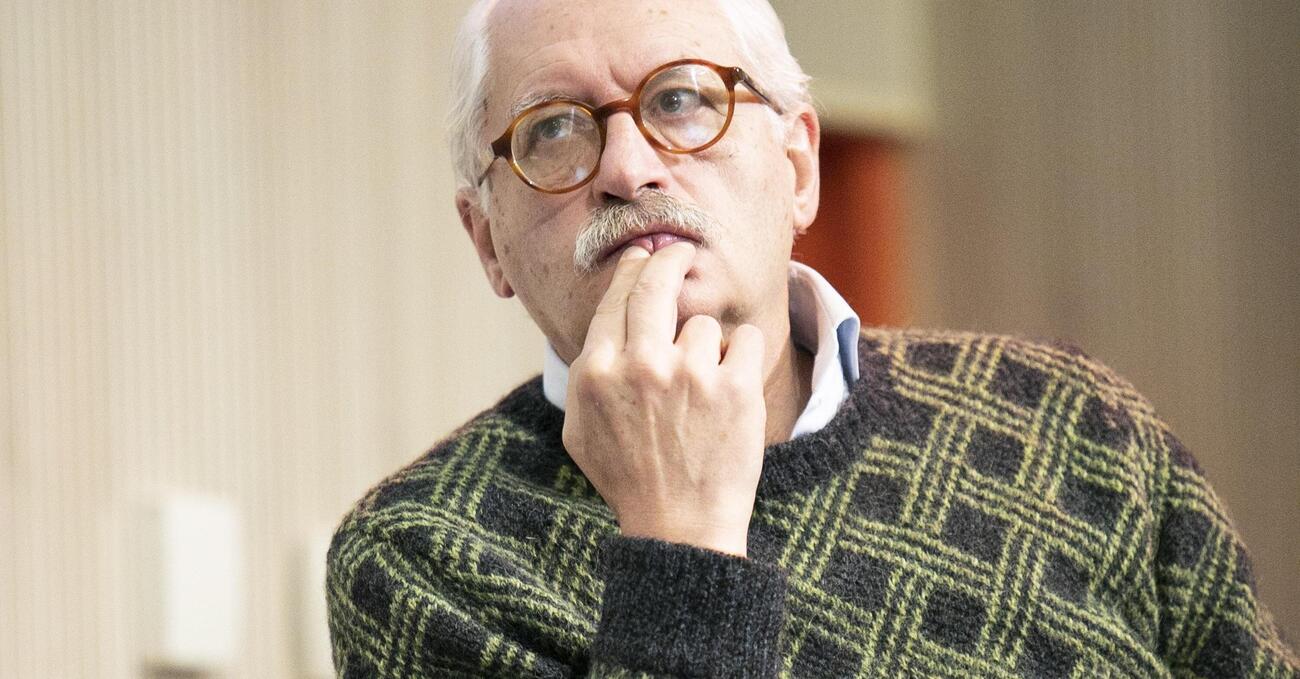 Ex Br arrestati, il cantautore extraparlamentare Manfredi ci va gi&ugrave; durissimo: &ldquo;Atto punitivo. Come nel sistema islamico pesa il giudizio dei familiari&quot;