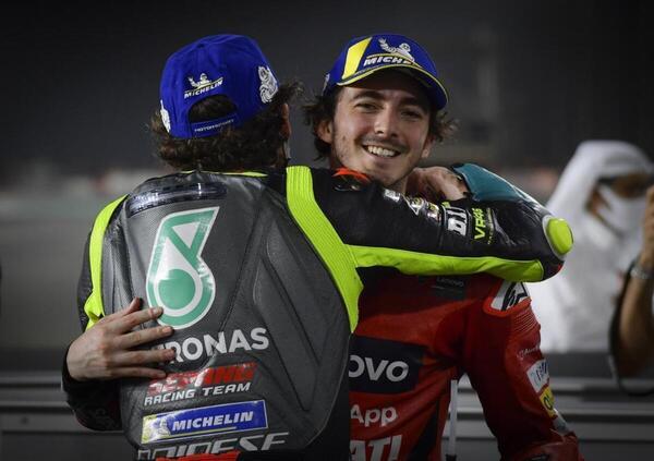 Pecco Bagnaia: sembra il solito Valentino Rossi, ma forse dentro accusa il colpo