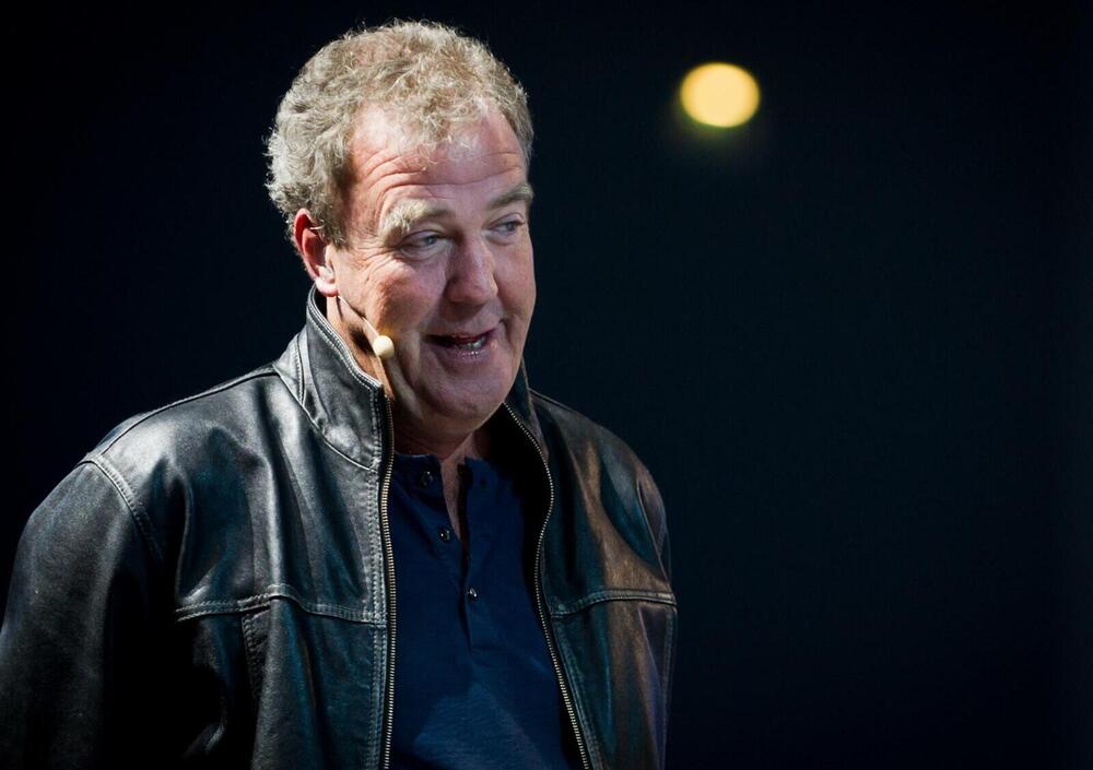 Jeremy Clarkson: &quot;In Inghilterra fa cos&igrave; freddo che i miei capezzoli sono come le manopole di una radio della Seconda Guerra Mondiale&quot;