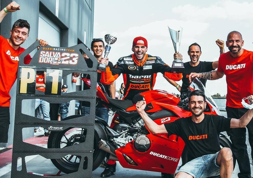 Luca Salvadori: vincere con una Ducati di serie e il politicamente corretto anche sulla morte di Dupasquier