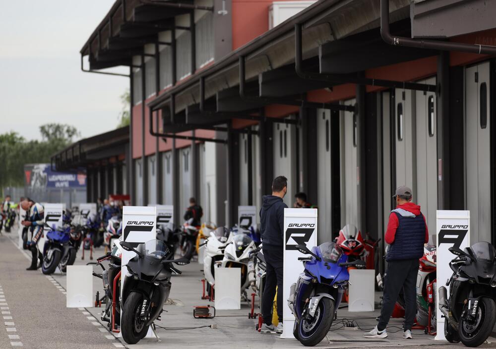 Riding School Pedersoli, cosa si insegna nella scuola pi&ugrave; amata da chi va in moto