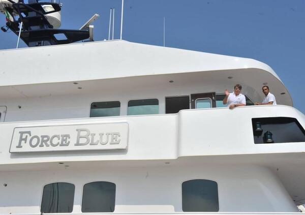 Il Force Blue (forse) non era da confiscare e Briatore non perdona: &laquo;Riavere la barca &egrave; impossibile. I danni morali che ho subito sono incalcolabili&raquo;