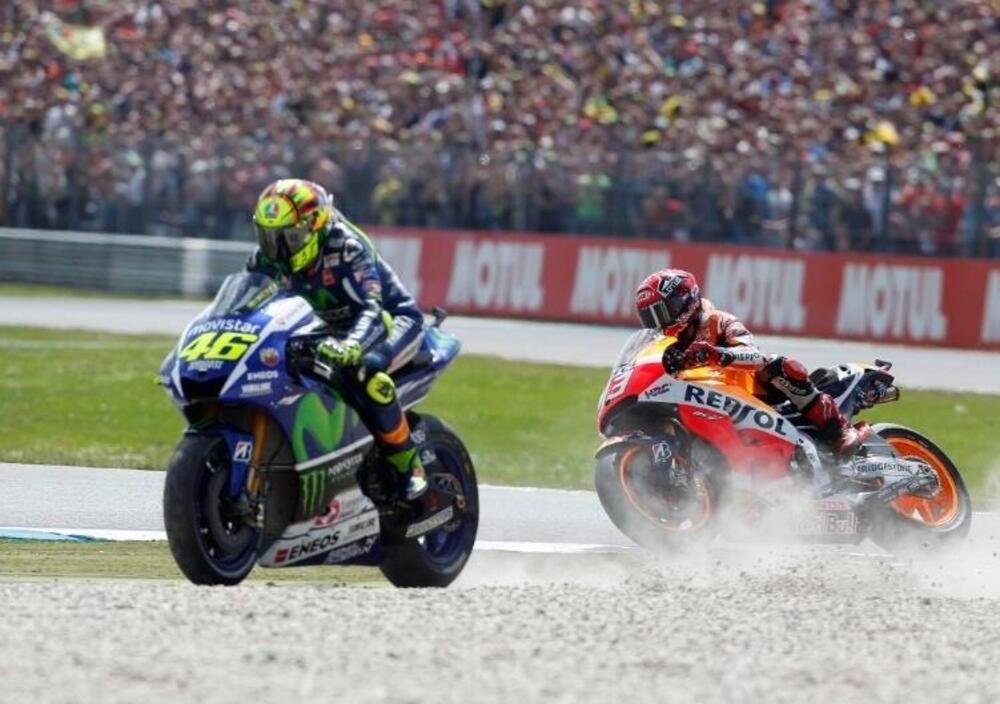 Valentino Rossi, Marc Marquez e un 2015 che (per fortuna) non &egrave; mai finito