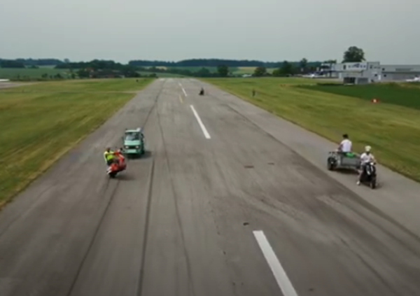 Cibo e motori: la frittata con la Vespa di Schachermayr &egrave; virale in rete [VIDEO]