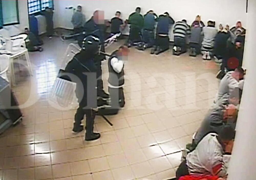 Pestaggi ai detenuti, Crosetto: &ldquo;Chi esercita il potere deve essere responsabile, ma parlare di abolizione del carcere &egrave; una pazzia&rdquo;