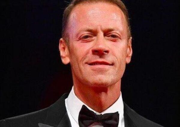 C***o e cazzotti. Rocco Siffredi ci presenta la sua prima serie porno insieme al figlio