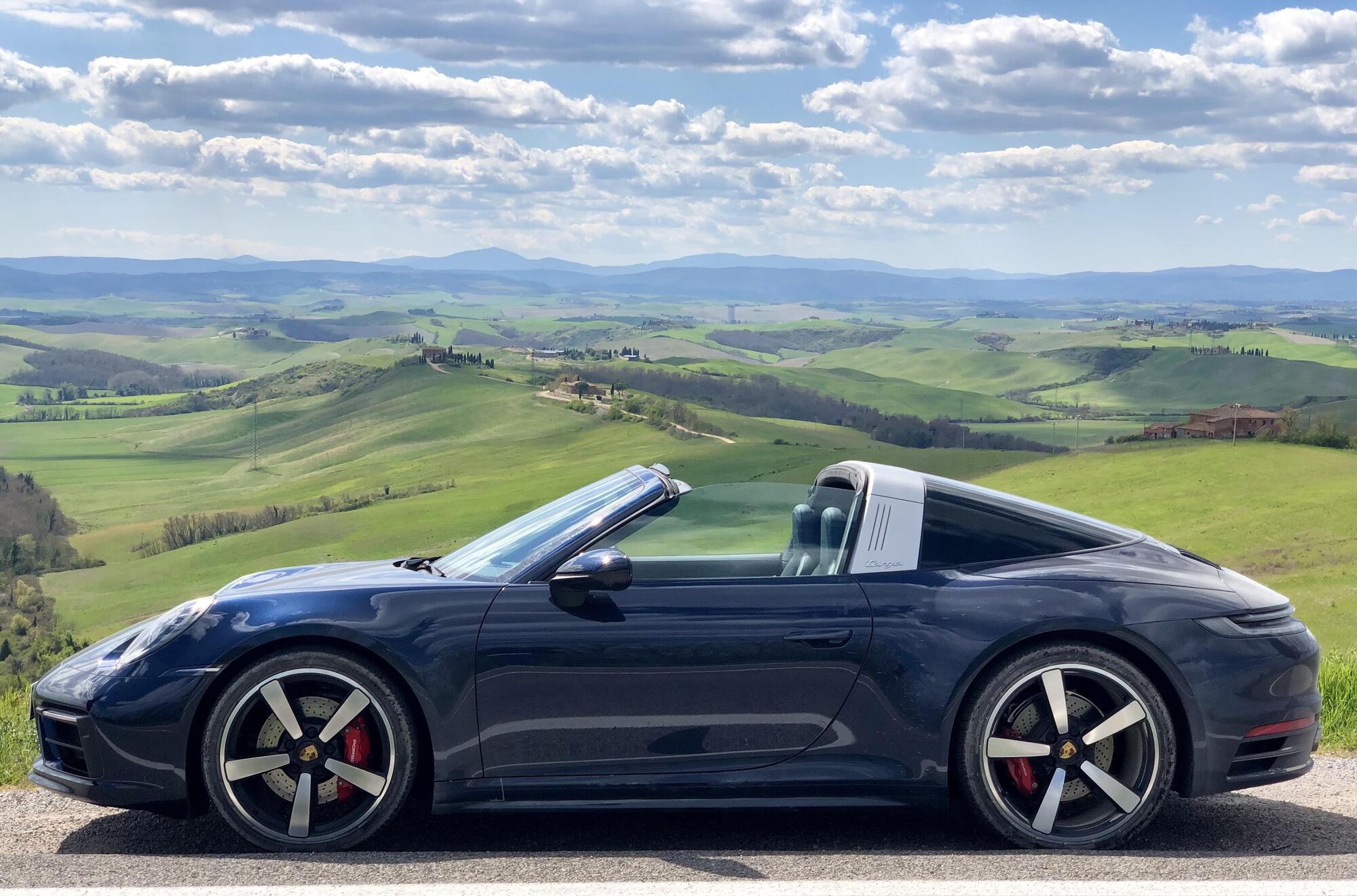 Porsche 911 Targa 4S colline toscane