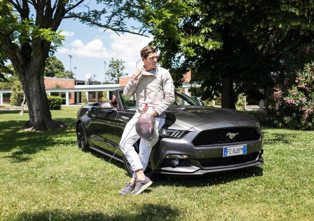 Aldo Montano passione motori: &quot;Con la 112 rossa ho imparato a guidare, la Harley mi ha conquistato e la Mustang &egrave; il mio giocattolino&quot;