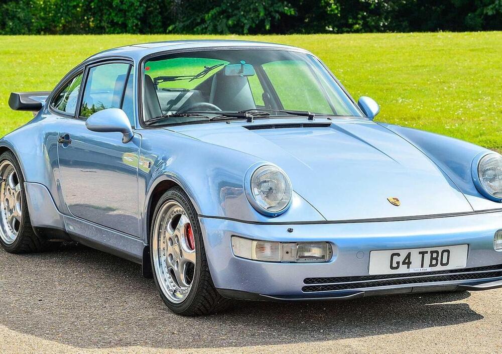 Venduta all&rsquo;asta a un prezzo da sultani l&#039;esclusiva Porsche 964 X88 di Jenson Button: ecco a quanto