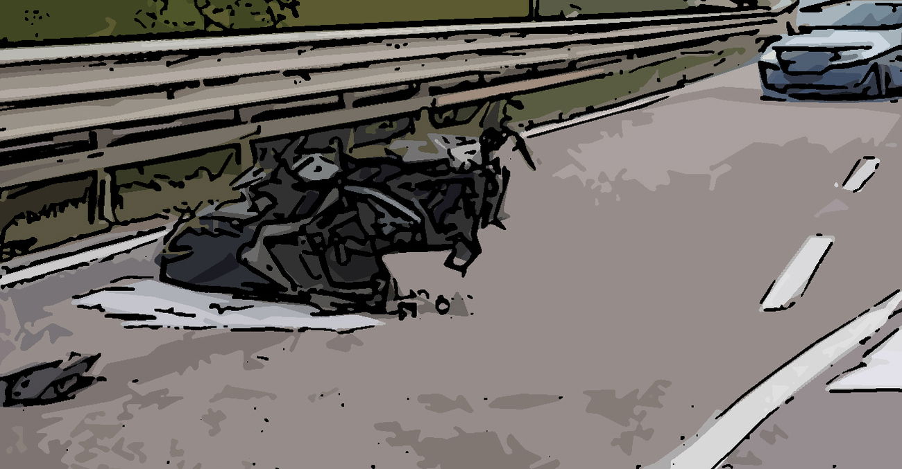 Frontale tra due moto. Il bilancio &egrave; da brividi: tre morti, 5 feriti gravi