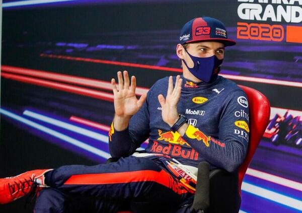 [VIDEO] A Verstappen &quot;piace bagnata&quot; ma poi ci ripensa: il video dell&#039;esilarante doppio senso in conferenza stampa