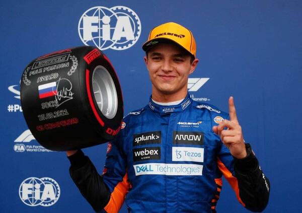 [VIDEO] L&#039;esilarante reazione di due giornalisti alla pole position di Lando Norris