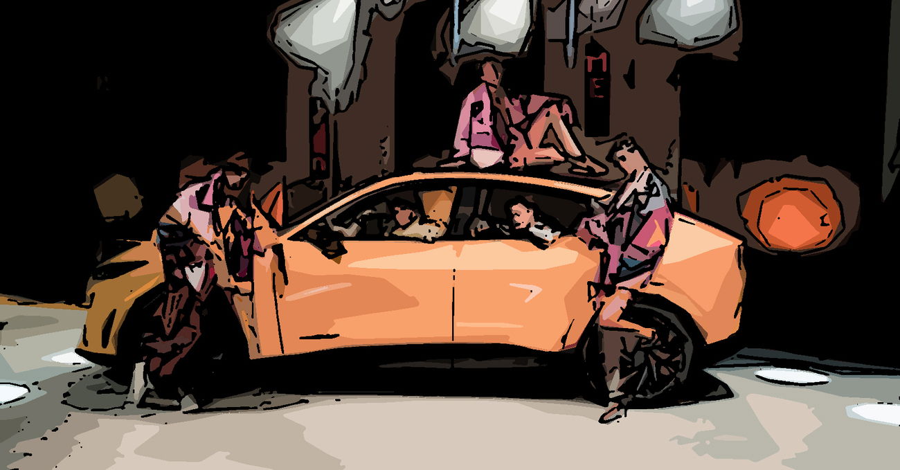 Ford Mustang Mach-E GT si mostra a Milano e ispira una capsule by KIDSOFBROKENFUTURE