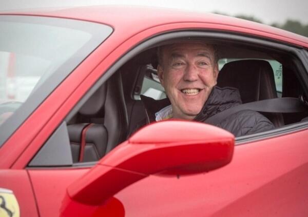 Jeremy Clarkson sulla crisi in UK: &quot;Chiunque con met&agrave; cervello l&#039;avrebbe prevista&quot;