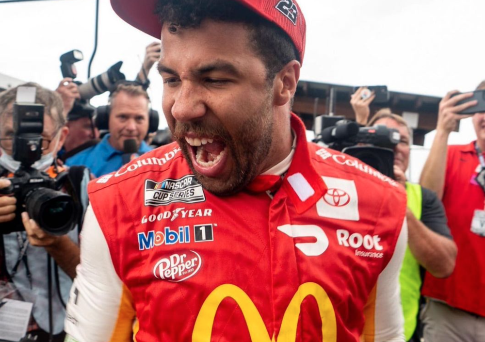 Michael Jordan trionfa anche nella Nascar: lo storico successo di Bubba Wallace 