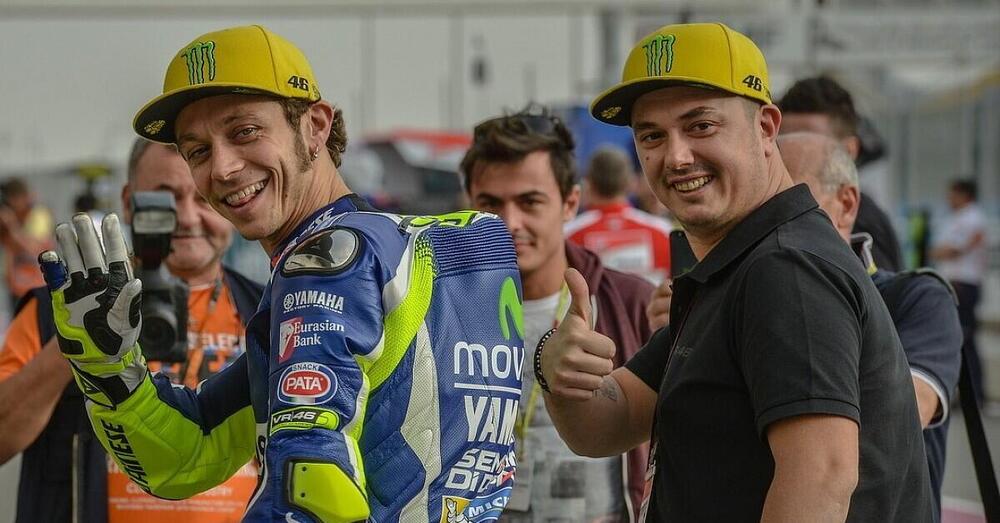 Uccio commosso sul ritiro di Valentino Rossi: &ldquo;Lo sto accusando, sono sincero&rdquo;. E quella volta con Brad Pitt&hellip;