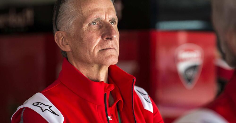 Paolo Ciabatti: &ldquo;Nel 2022 Ducati avr&agrave; dei piloti favoriti al titolo in MotoGP&rdquo;