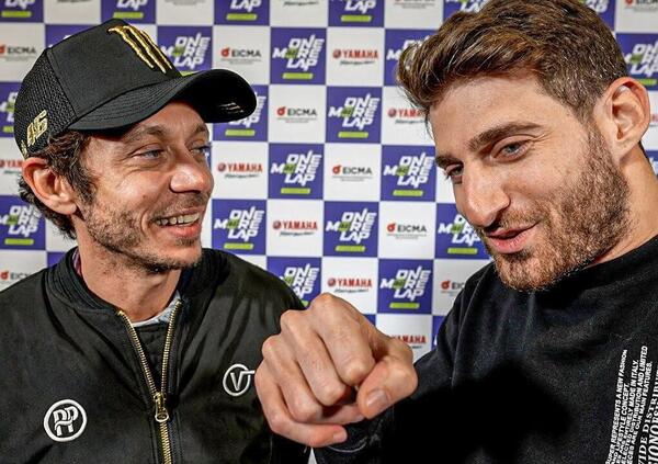 [VIDEO] Naska ad EICMA con Valentino Rossi: &ldquo;Spiego a Vale come NON fare curva 2 a Misano&rdquo;