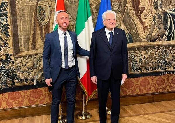 Cairoli ironizza sui social dopo l&#039;incontro con Mattarella: &quot;Grazie per avermi lasciato lo scettro di questo paese&quot;