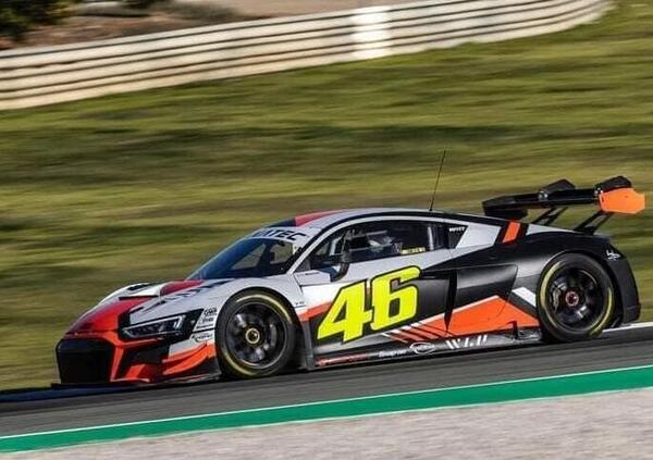 Valentino torna a Valencia, ma niente Ferrari: in pista con l&rsquo;Audi R8 LMS GT3