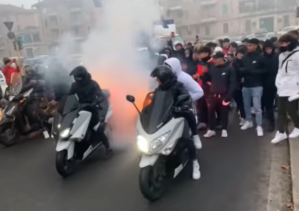 Rapper blocca le strade di Milano impennando coi TMAX: il filmato vi far&agrave; imbufalire [VIDEO]