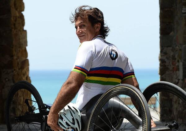 Zanardi &egrave; tornato in clinica, ma non &egrave; una brutta notizia: &egrave; quella che ha seguito anche Valentino e Doohan, legata al Dottor Costa