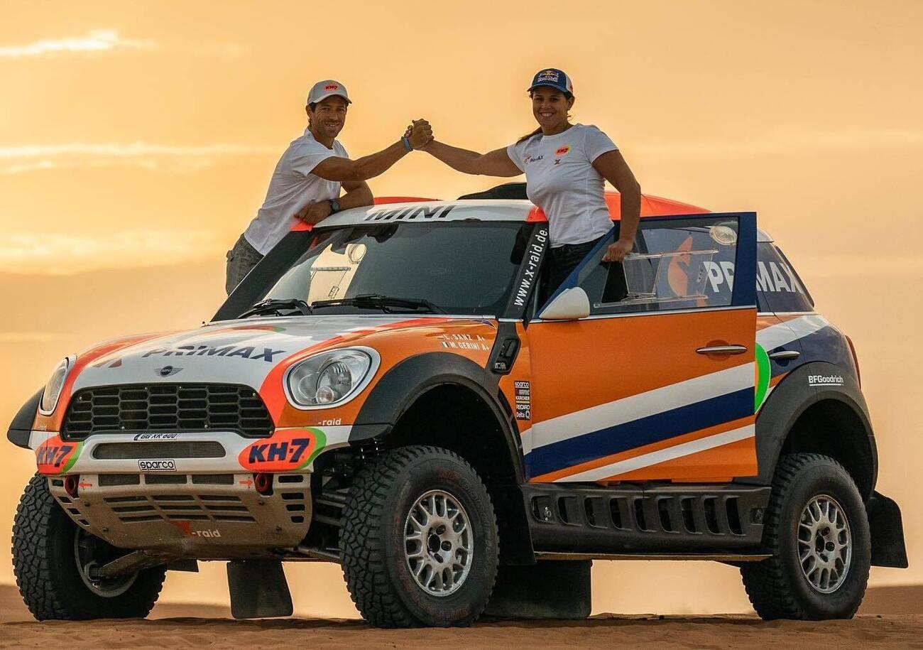 Chi sono Laia e Jerry, decani delle moto e della Dakar che stanno stupendo tutti... in auto