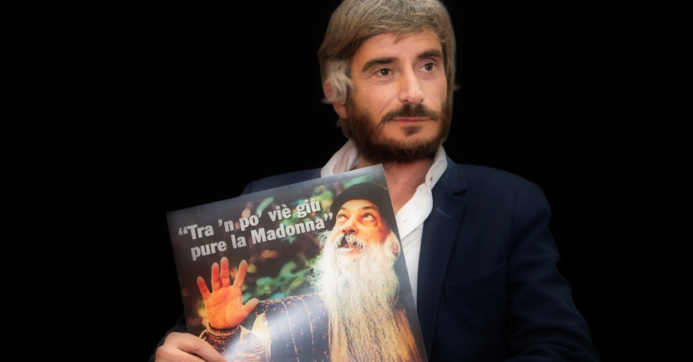 Palmaroli (Le pi&ugrave; belle frasi di Osho): &ldquo;Berlusconi al Quirinale sarebbe meraviglioso. La Meloni &egrave; simpaticissima. Renzi &egrave; un fenomeno&rdquo;. E Scanzi? &ldquo;Al suo posto mi farei vedere da uno bravo&rdquo;