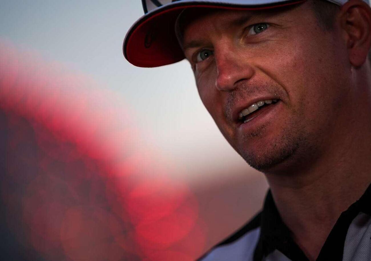 Kimi Raikkonen senza filtri dopo il ritiro: &quot;Piscio in giardino e freno prima dell&rsquo;autovelox&quot; 
