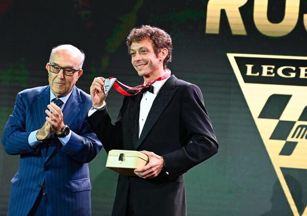 Per Carmelo Ezpeleta due incognite, il Covid e Marc Marquez, e due certezze, Valentino Rossi e Danilo Petrucci