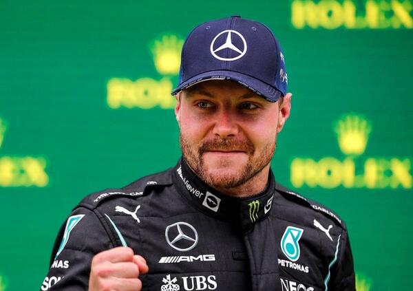 Mercedes sanguisuga, Bottas festeggia l&rsquo;addio: &quot;Avevo il coltello puntato alla gola&quot;