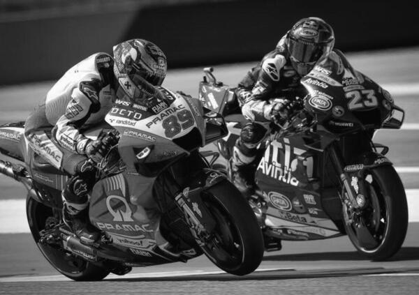 Ok Marquez, Quartararo e Bagnaia, ma la sfida gi&agrave; on fire &egrave; tra Martin e Bastianini. Lo spagnolo arriva dietro e tira la frecciata: &ldquo;Sembra ossessionato&rdquo;