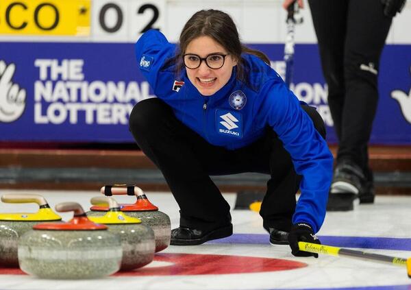 Con il fascino di Stefania Constantini il curling &egrave; diventato trend topic in Italia