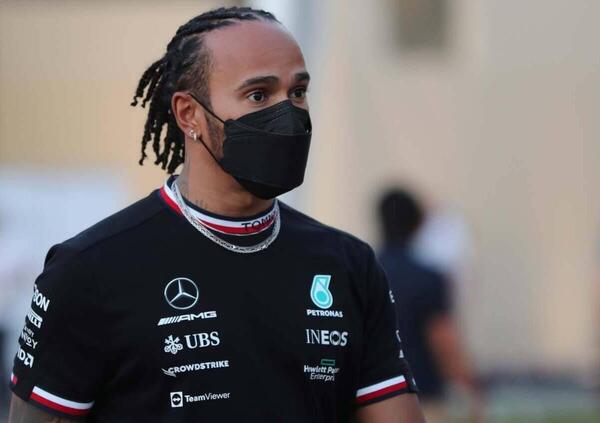 La vita di Lewis Hamilton &egrave; in pericolo? Lui spende 18 milioni di sterline per &quot;mettersi al sicuro&quot;: ecco come