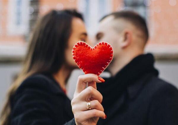 A San Valentino non sapete come farvi lasciare? Ecco alcuni regali perfetti (oppure siete nei guai)