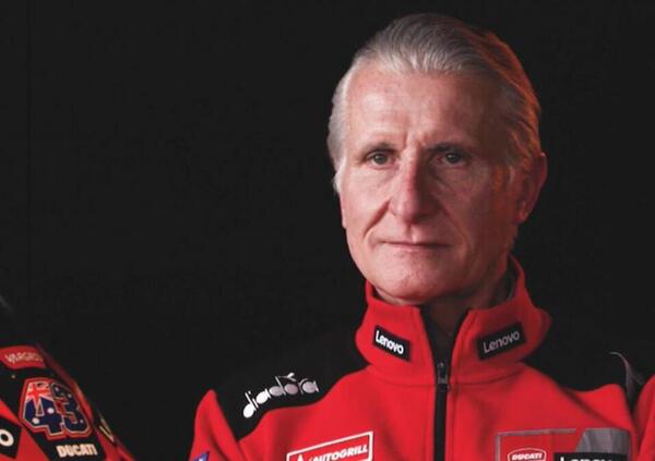 Gigi Dall&rsquo;Igna abbassa la Desmosedici e Paolo Ciabatti alza la voce: &ldquo;Ducati innova!&rdquo;