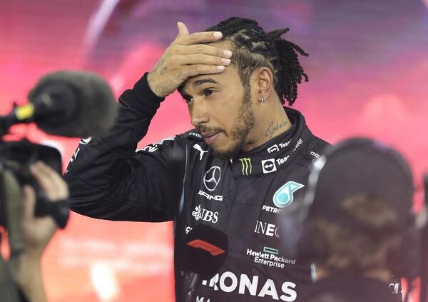 Lewis Hamilton ne ha per tutti: Verstappen, FIA e... se stesso: &quot;La fiducia pu&ograve; essere persa da un momento all&rsquo;altro&quot;