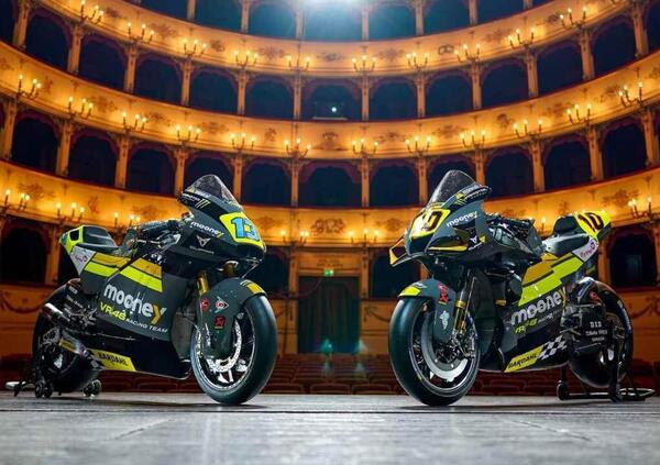 Marini, Bezzecchi, Vietti e Antonelli sono belli come attori, ma per fortuna fanno i piloti con Valentino Rossi e Mooney