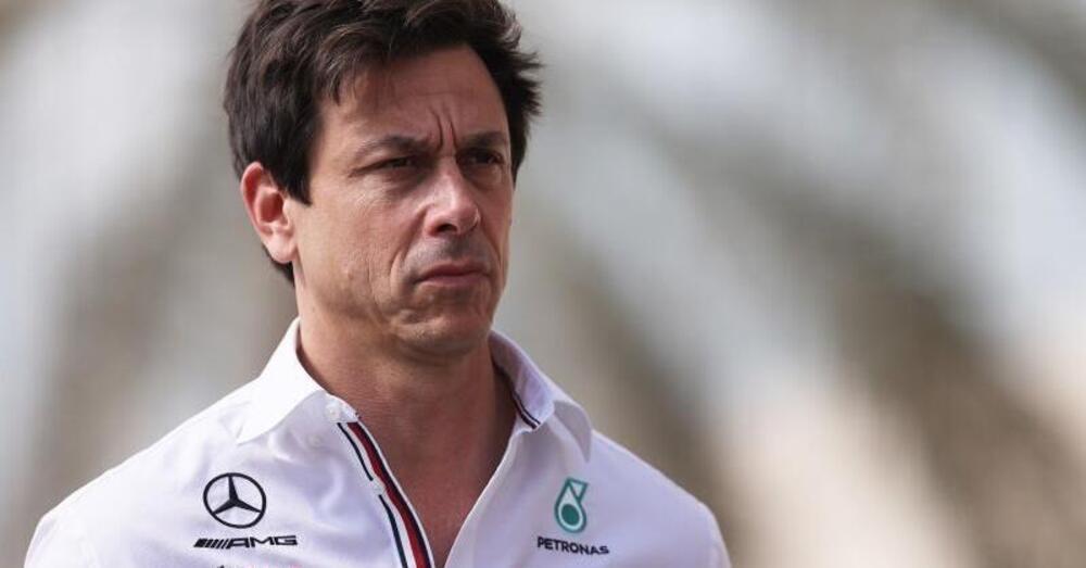 &ldquo;Non gli parler&ograve; mai pi&ugrave;, se ne pentir&agrave;&rdquo;: Toto Wolff &egrave; furioso e si lancia in un paragone calcistico