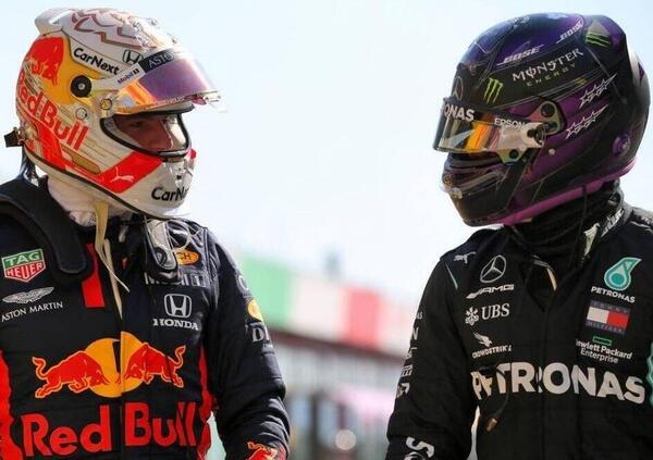 Hamilton e Verstappen, riparte il braccio di ferro: &ldquo;Amici mai, ma siamo simili in una cosa&rdquo;