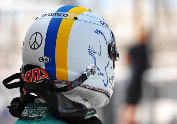 Si mette male per Vettel: il casco contro la guerra fa scattare un caso diplomatico in F1