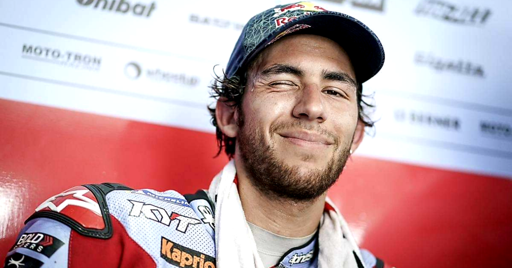 Enea Bastianini come Rossi (Vasco): &ldquo;Io sono ancora qua!&rdquo;