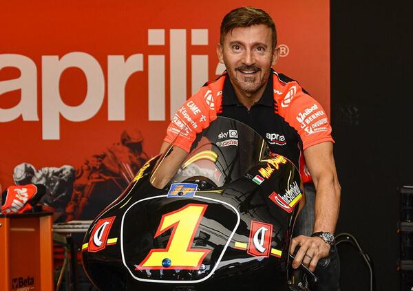 Max Biaggi, c&#039;&egrave; una dedica speciale per l&#039;ingresso nella Hall of Fame: &ldquo;E per tutti quelli che mi hanno seguito&rdquo;