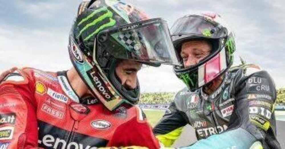 Valentino Rossi ha cambiato la vita a Pecco Bagnaia: &ldquo;Grazie a lui ho capito cos&rsquo;&egrave; importante&rdquo;