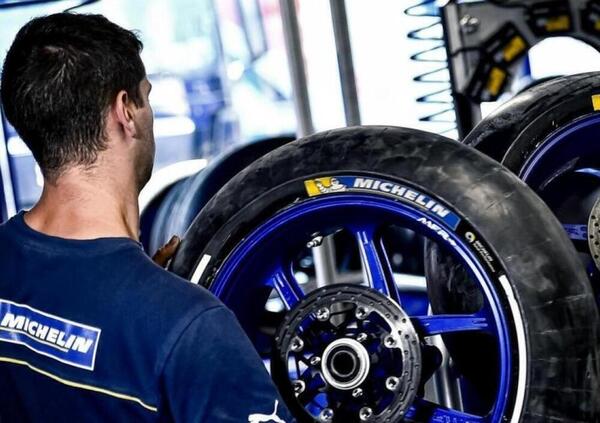 In MotoGP &egrave; Rage Against the Michelin: &ldquo;I piloti sono convinti che le gomme vengano scelte per infastidirli&rdquo;