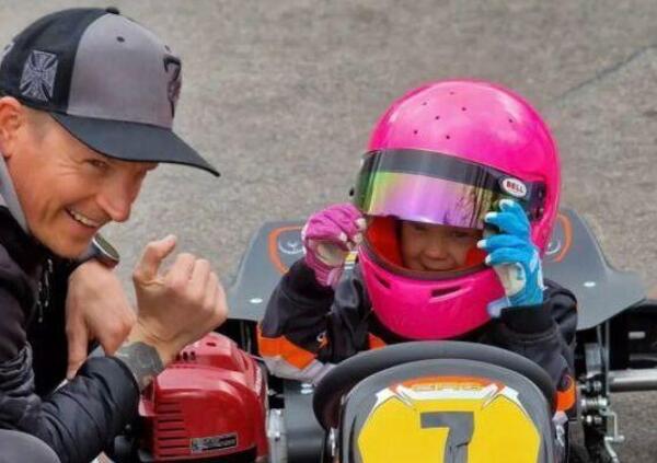 Tale padre, tale figli...a: a 5 anni la piccola Rianna Raikkonen &egrave; gi&agrave; sui kart